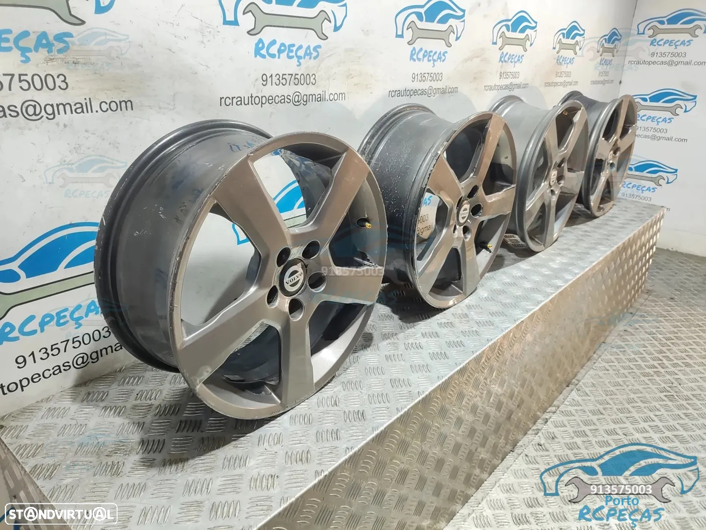 Conjunto Jantes 17" Volvo C30 - 31290177 - 7J | ET52,5 | 5x108 - Originais | Jante | 5 x 108 | 17 Polegadas | V50 | S40 | V40 | S60 | V60 - 3