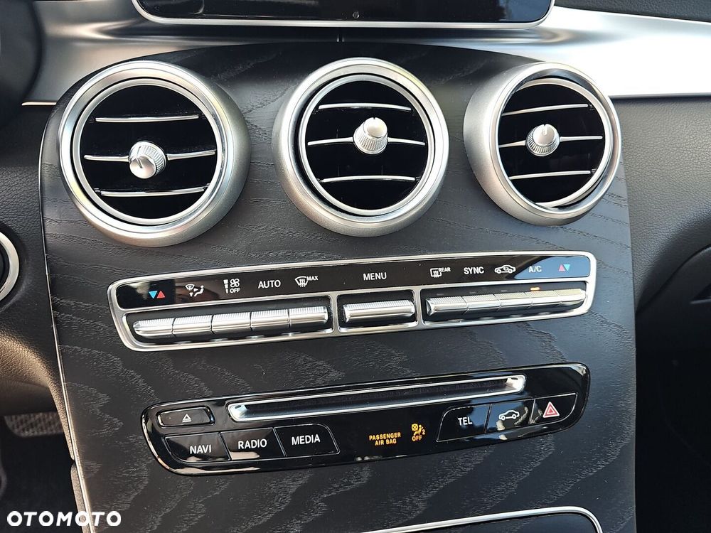 Mercedes-Benz GLC 250 4-Matic - 22