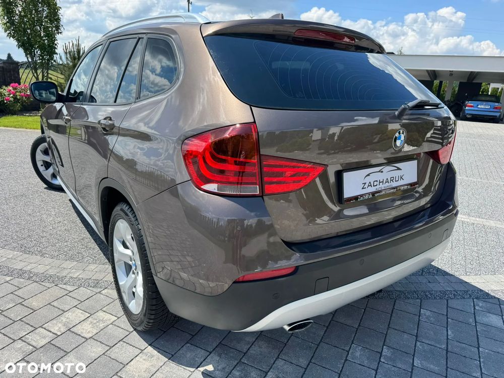 BMW X1 sDrive18i - 14