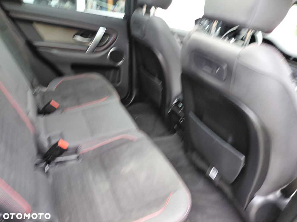Land Rover Discovery Sport - 16
