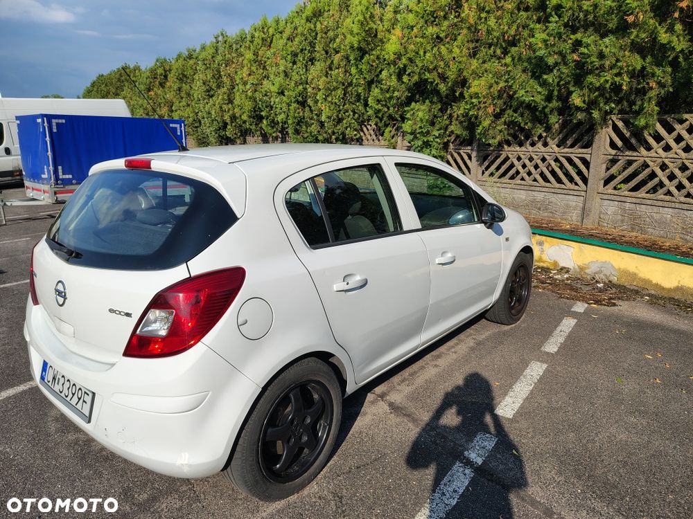 Opel Corsa - 8