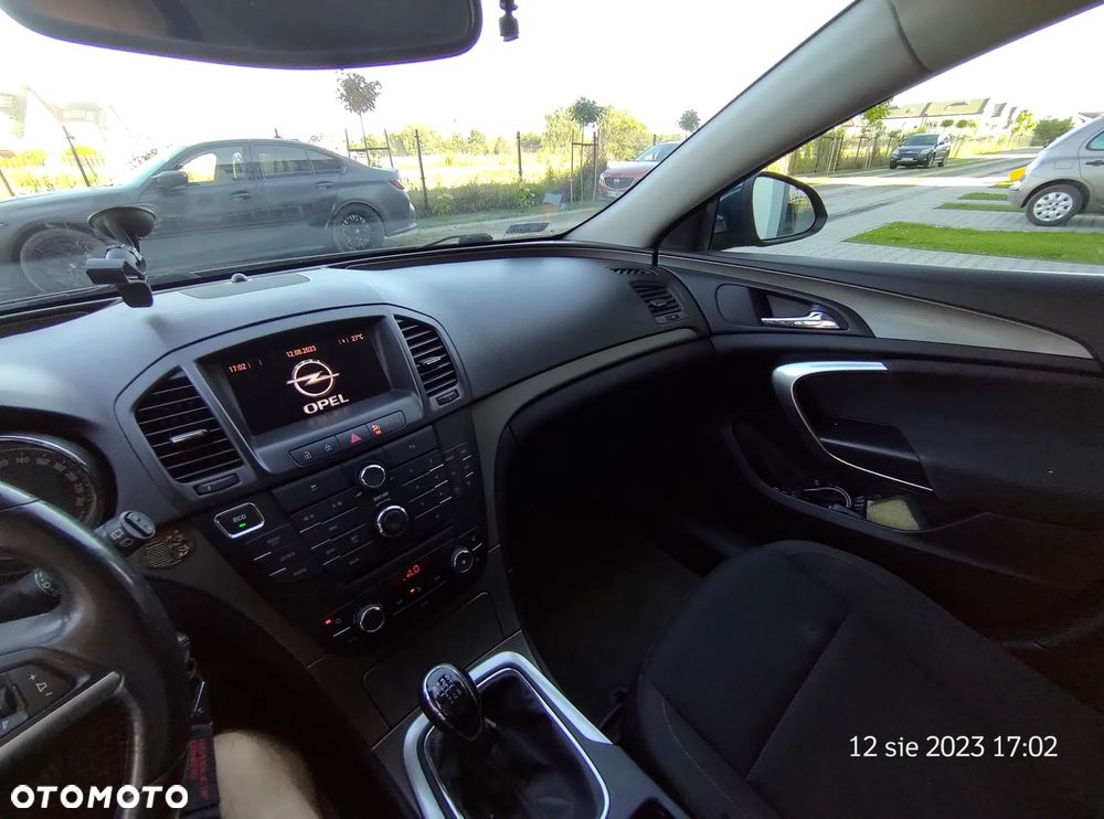Opel Insignia - 12