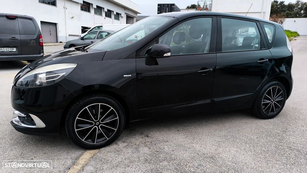 Renault Scénic Energy dCi 130 Start & Stop Bose Edition - 29