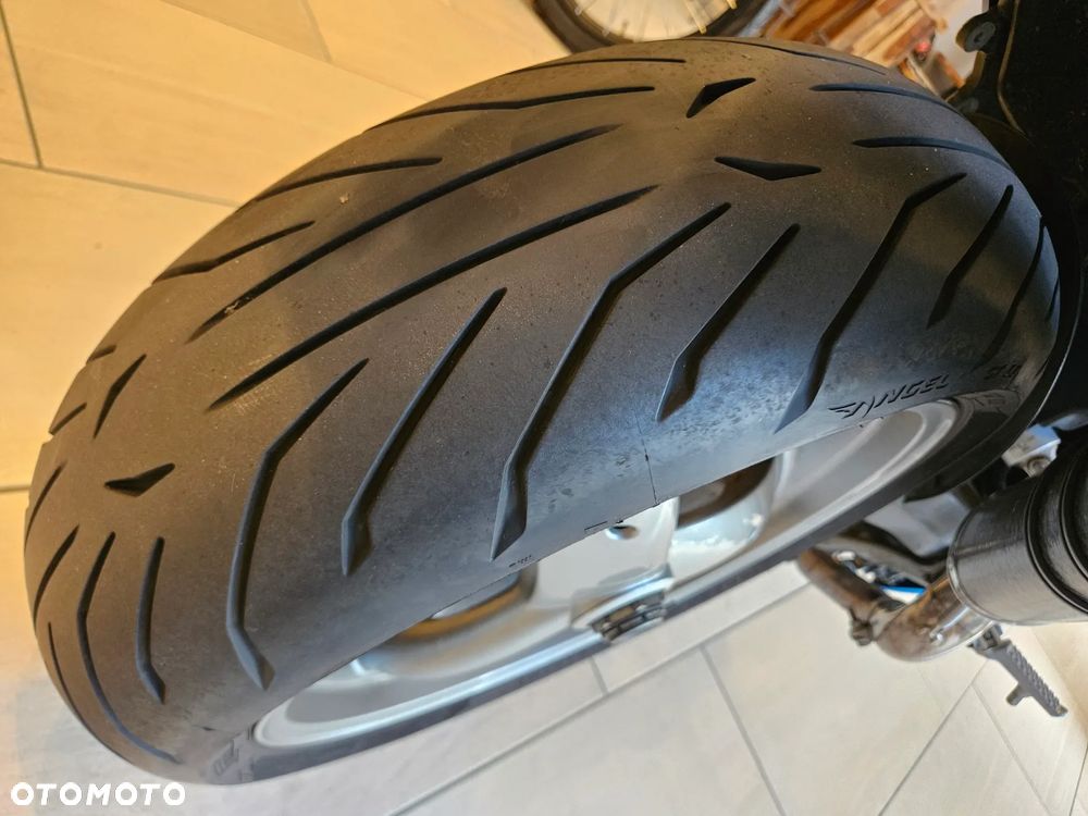 Triumph Speed Triple - 24