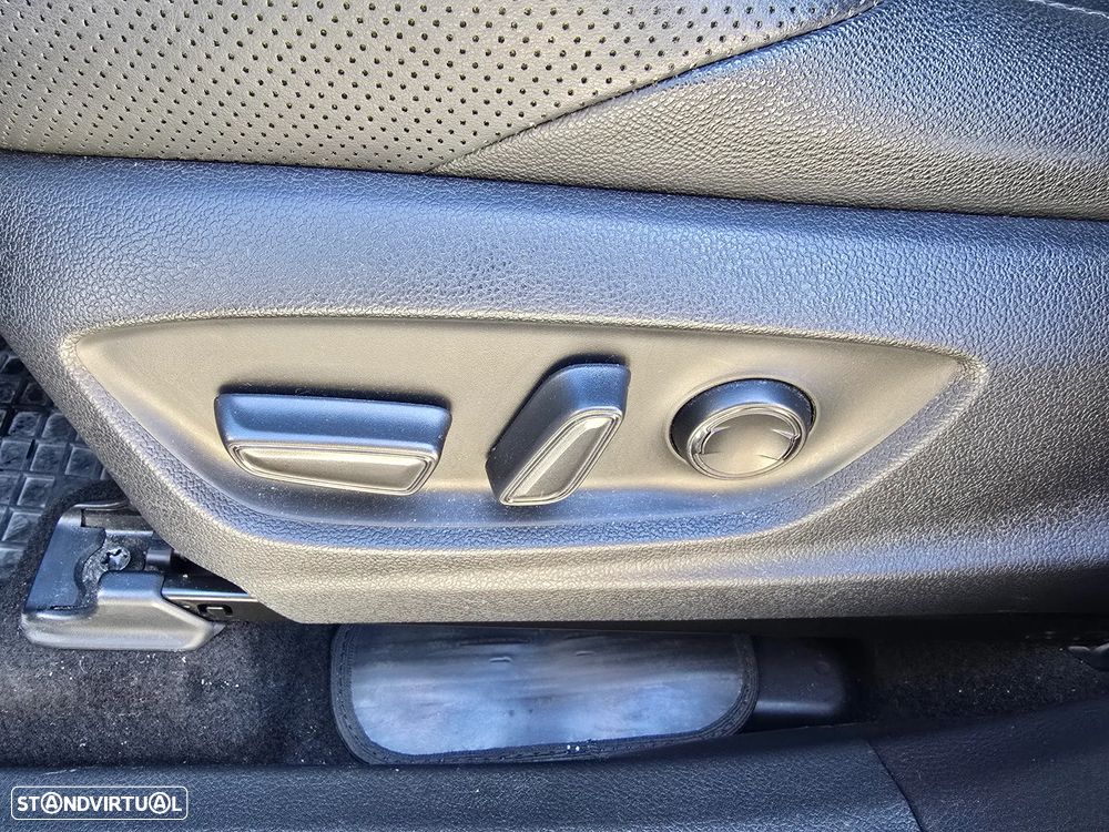 Toyota C-HR 2.0 Hybrid Lounge - 9