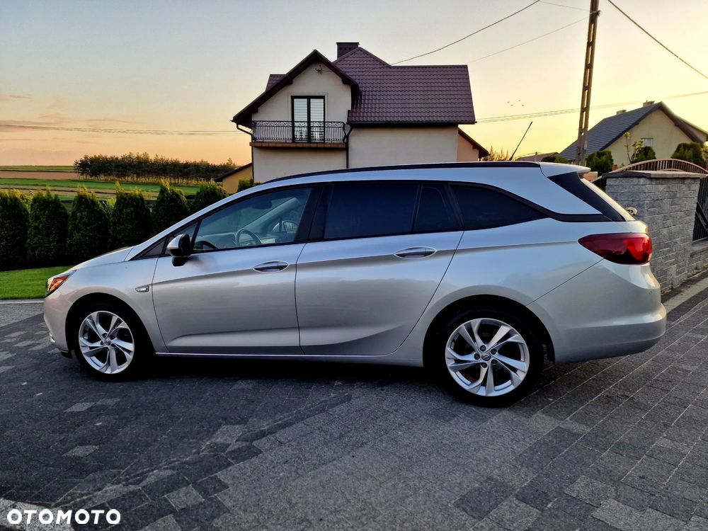 Opel Astra 1.6 CDTI Elite - 2