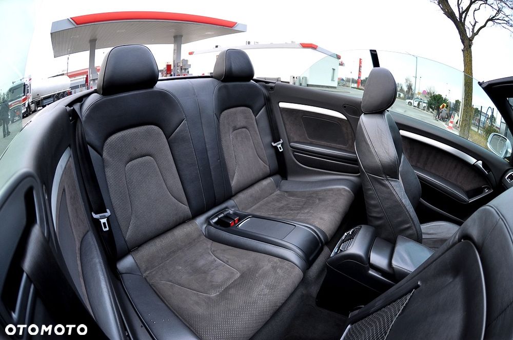 Audi A5 Cabrio - 29