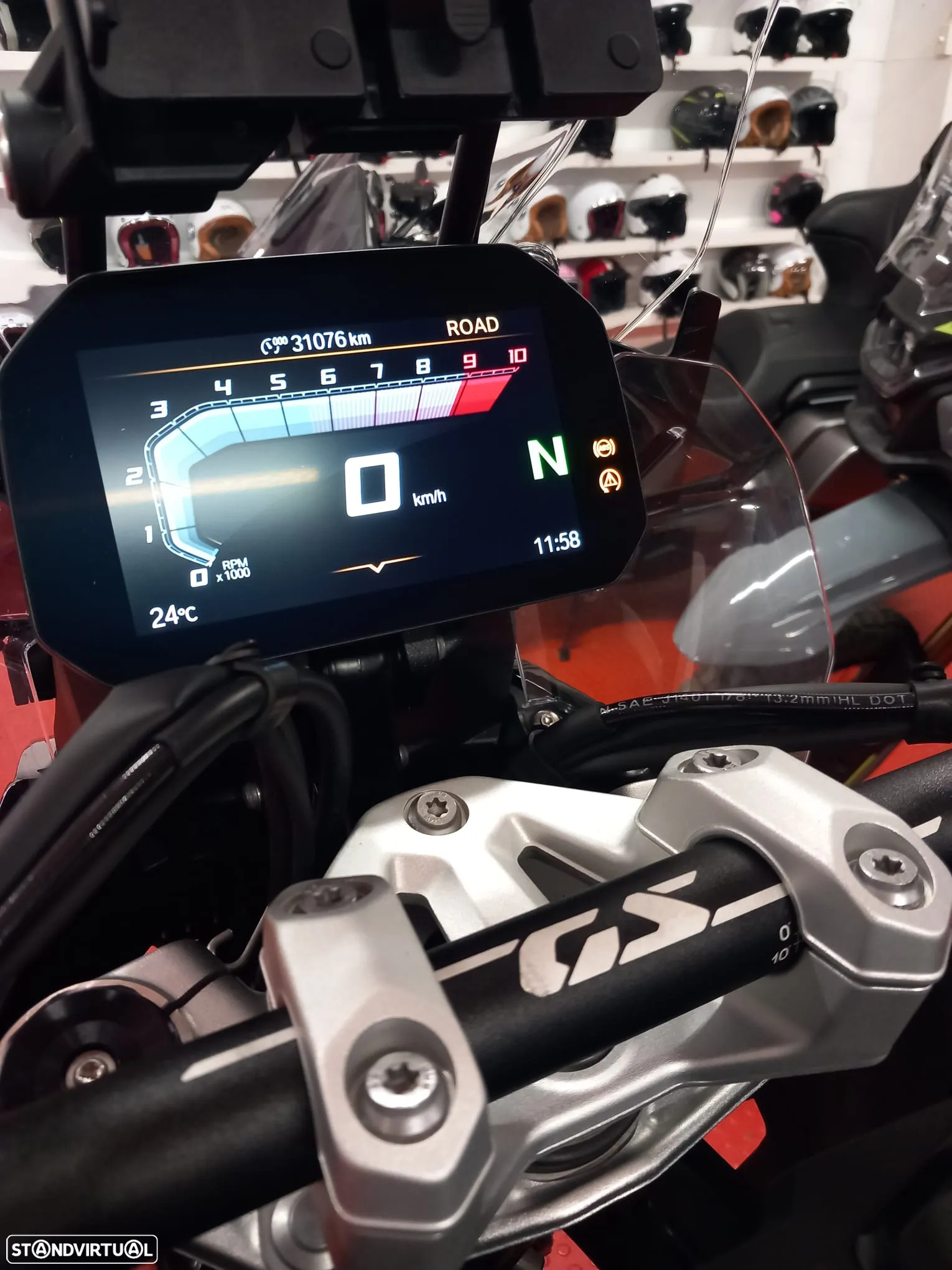 BMW R 1300 GS Triple Black - 8