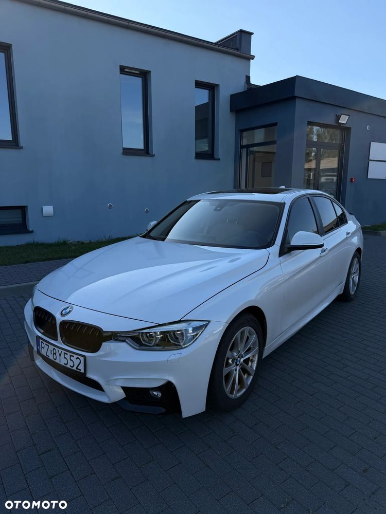 BMW Seria 3 320i - 1