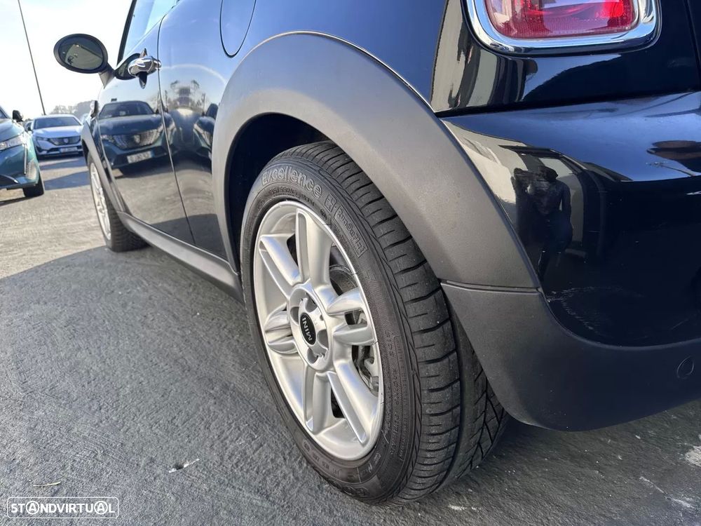 MINI 3 Portas Cooper D - 10