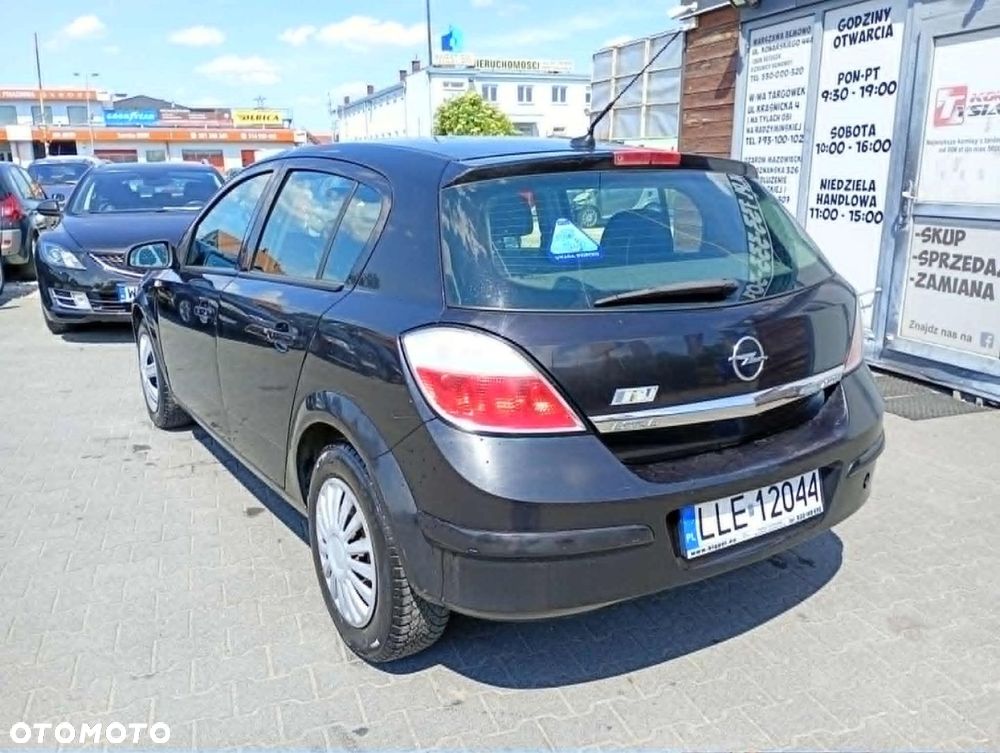 Opel Astra - 4