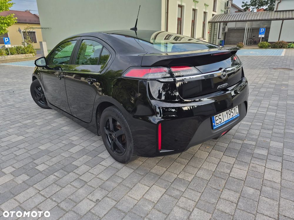 Opel Ampera - 34