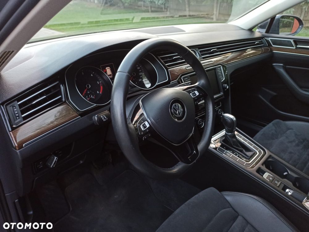 Volkswagen Passat 2.0 TDI BMT Highline DSG7 - 18