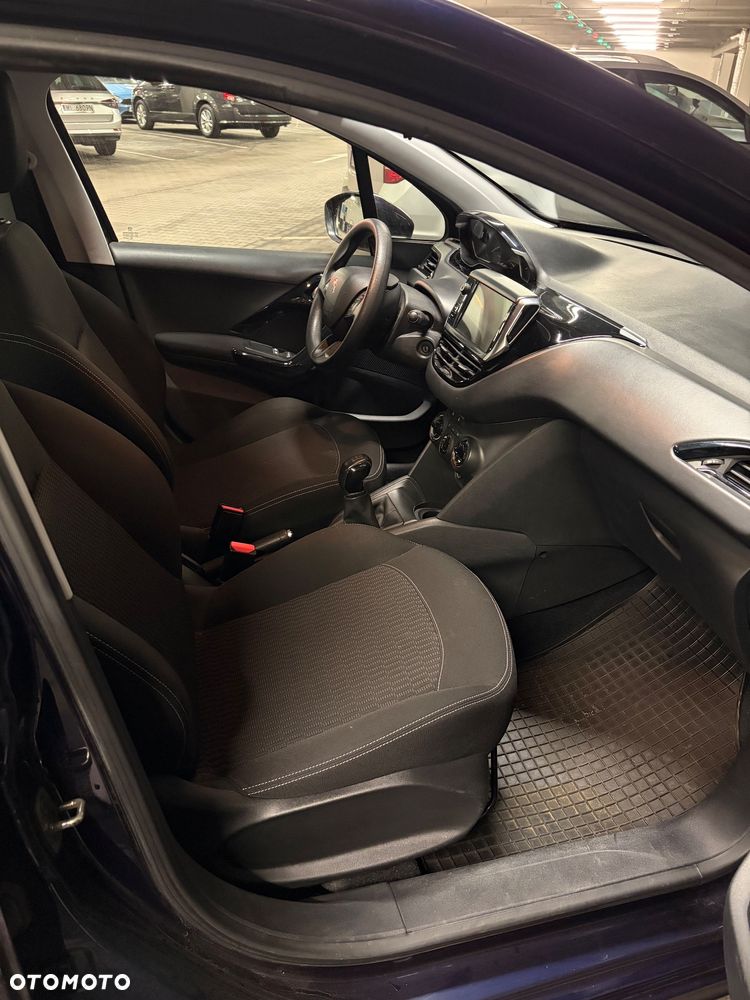 Peugeot 208 1.6 BlueHDi Active S&S - 9