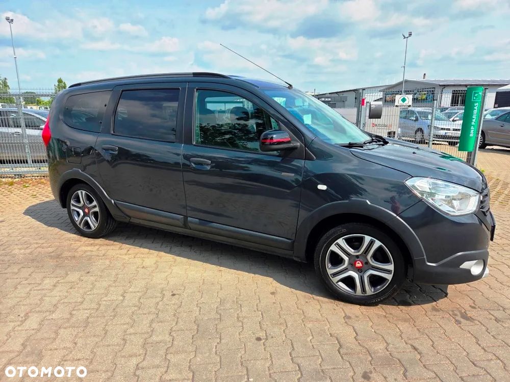Dacia Lodgy 1.3 TCe Stepway S&S - 4