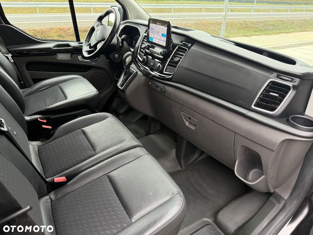 Ford TRANSIT CUSTOM - 8
