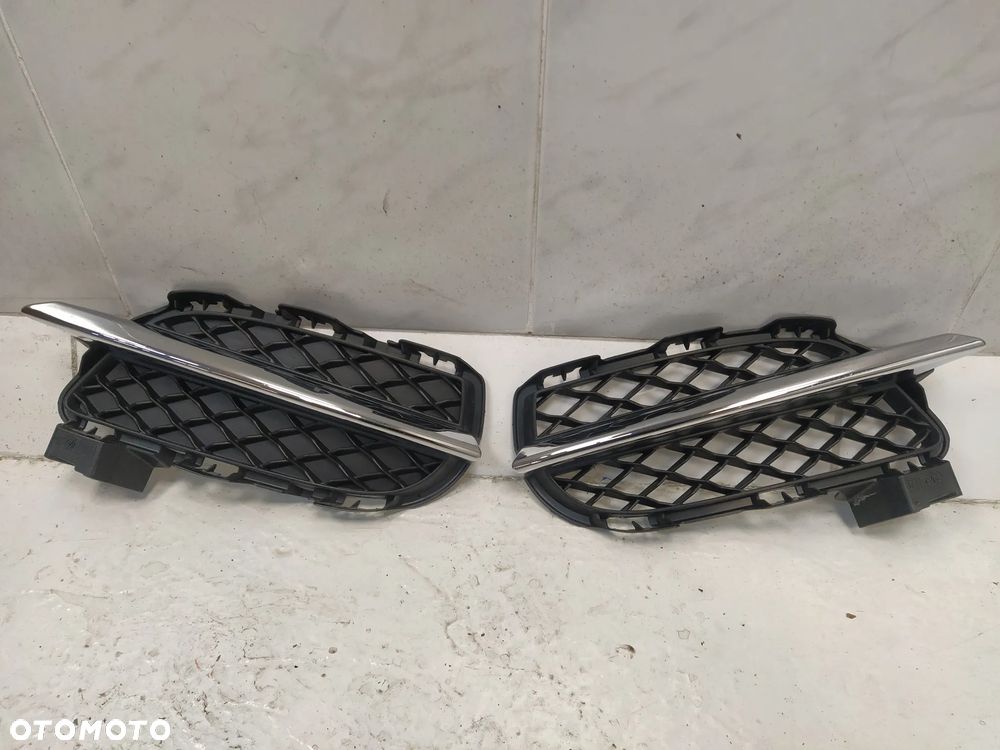 JAGUAR XJ X351 ELEMENTY ZDERZAKA PRZÓD KRATKA ŚRODKOWA LEWA PRAWA WIĄZKA KABEL PDC 4XPDC CZUJNIKI PARKOWANIA SPRYSKIWACZE ABSORBER CZUJNIK UDERZENIOWY ORYGINAŁ - 16