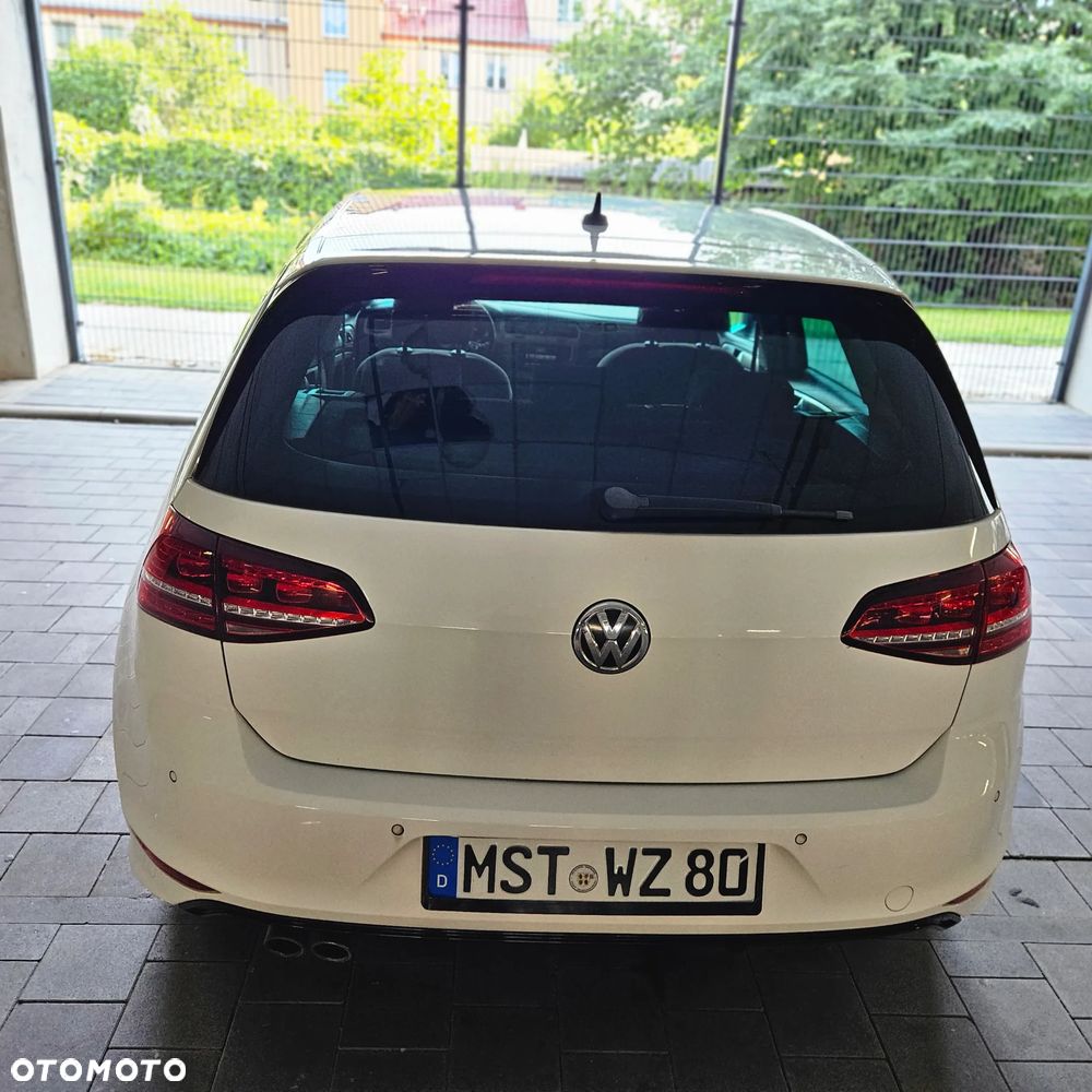 Volkswagen Golf 2.0 TDI (BlueMotion Technology) DSG Highline - 13