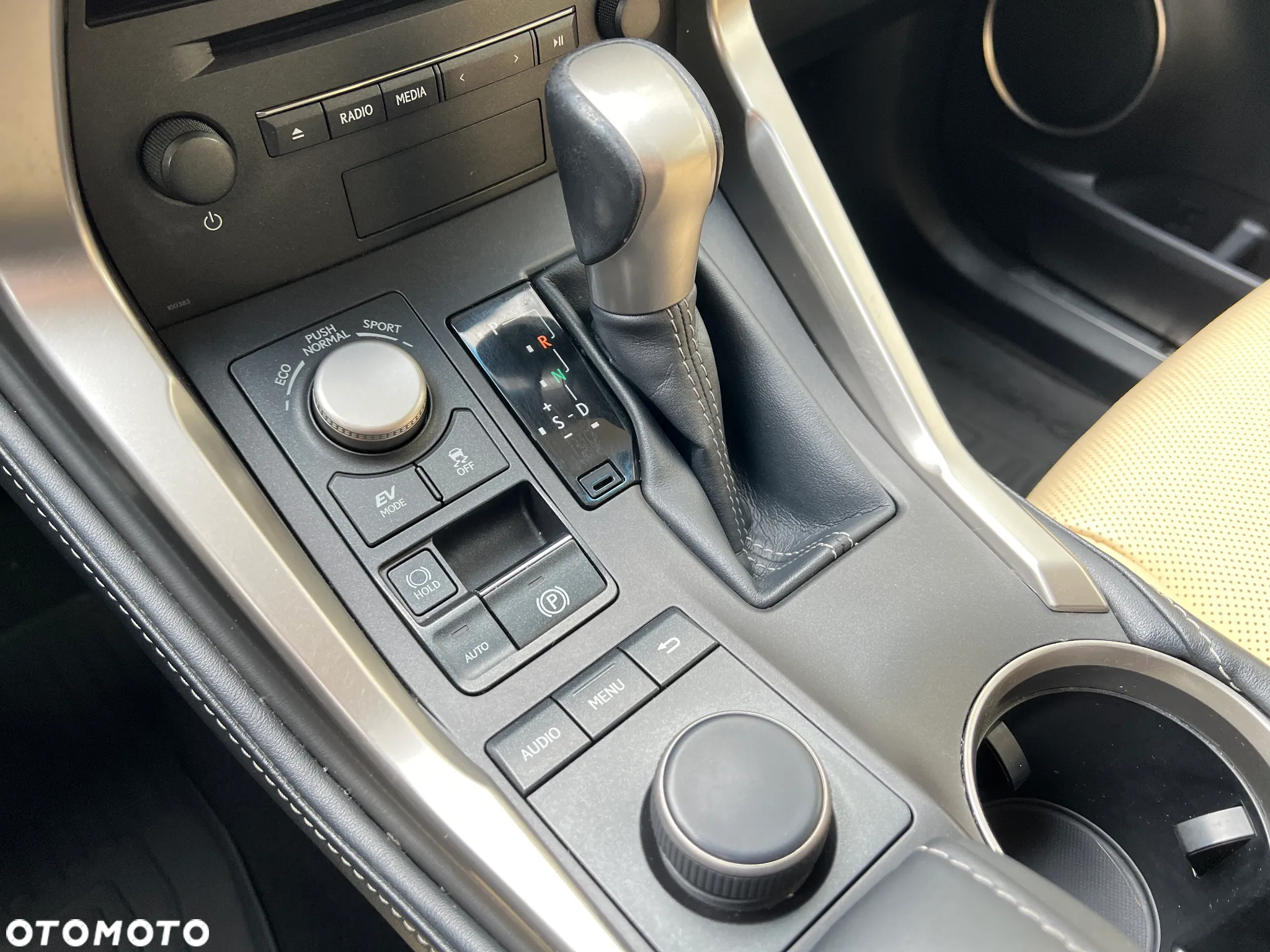 Lexus NX - 18