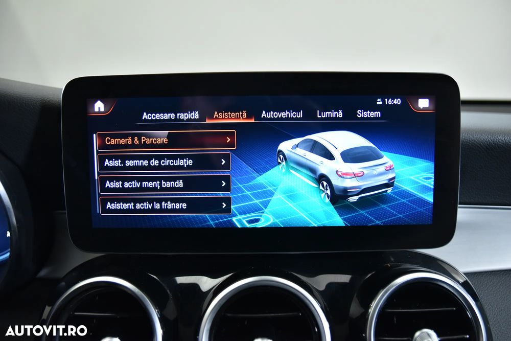 Mercedes-Benz GLC Coupe 300 e 4MATIC - 21