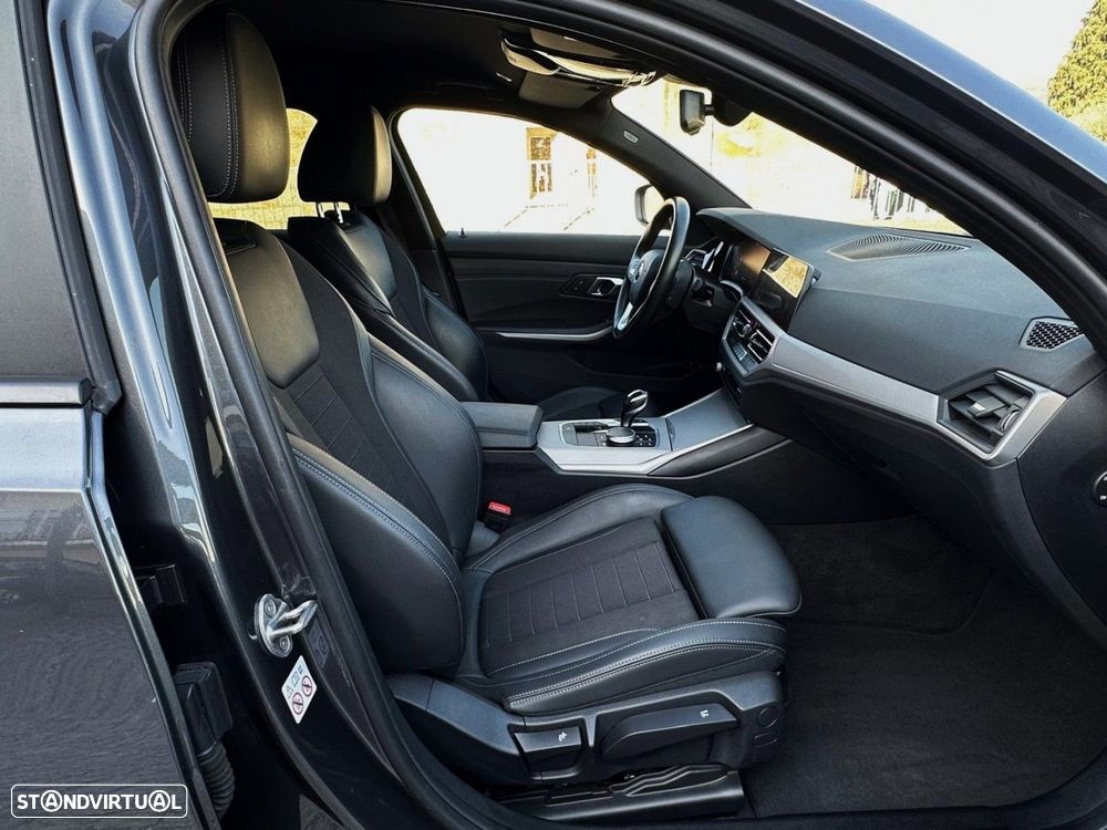 BMW 320 e Touring Auto - 37