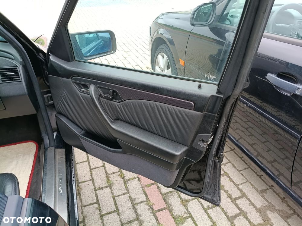 Mercedes-Benz Klasa C 36 AMG - 26