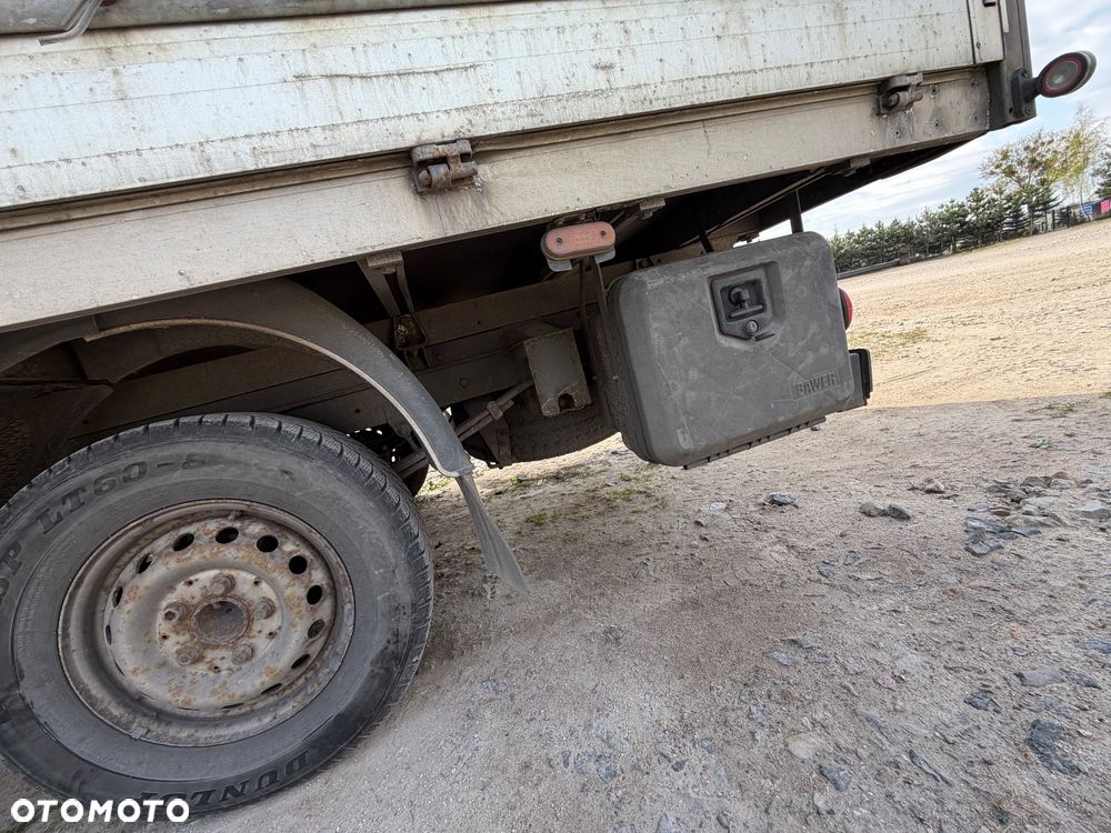 Mercedes-Benz Sprinter - 9