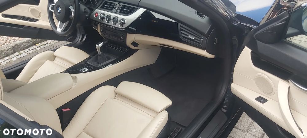 BMW Z4 sDrive30i - 19