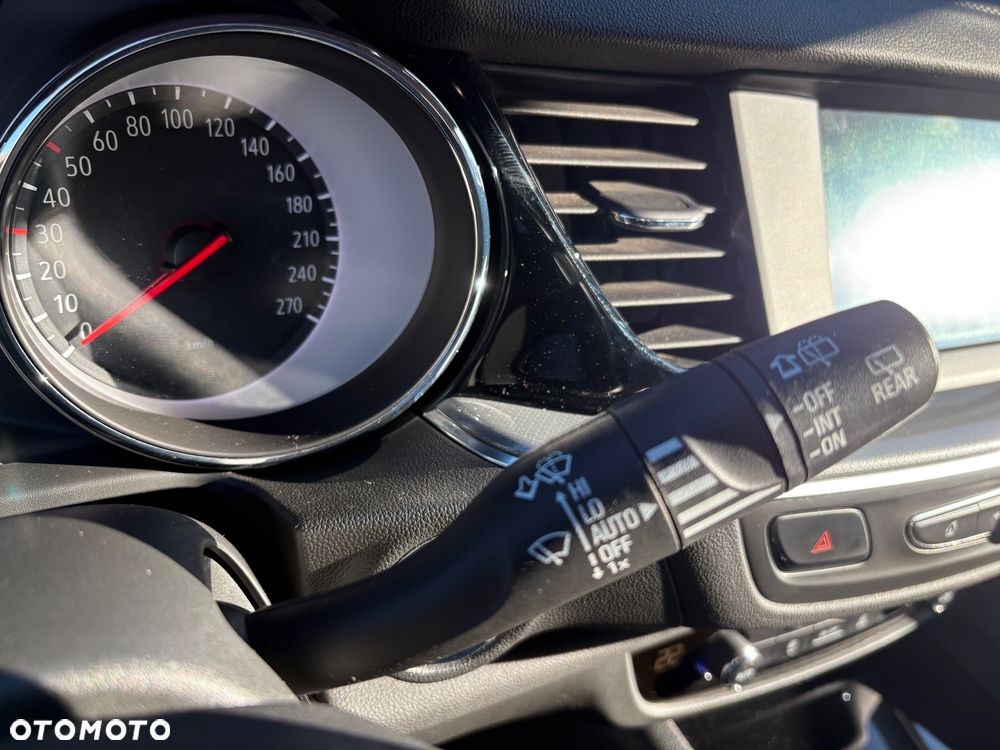 Opel Insignia 1.5 T Enjoy S&S - 12