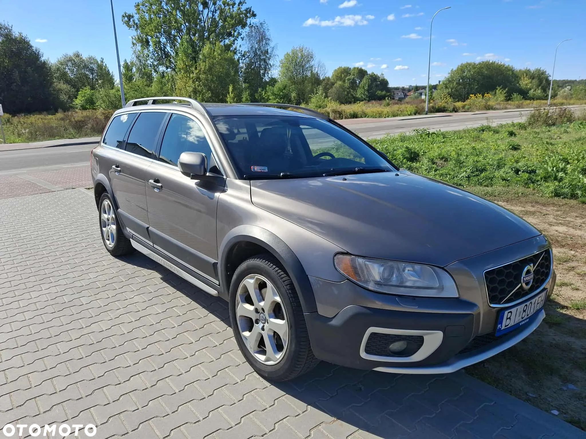 Volvo XC 70 - 1