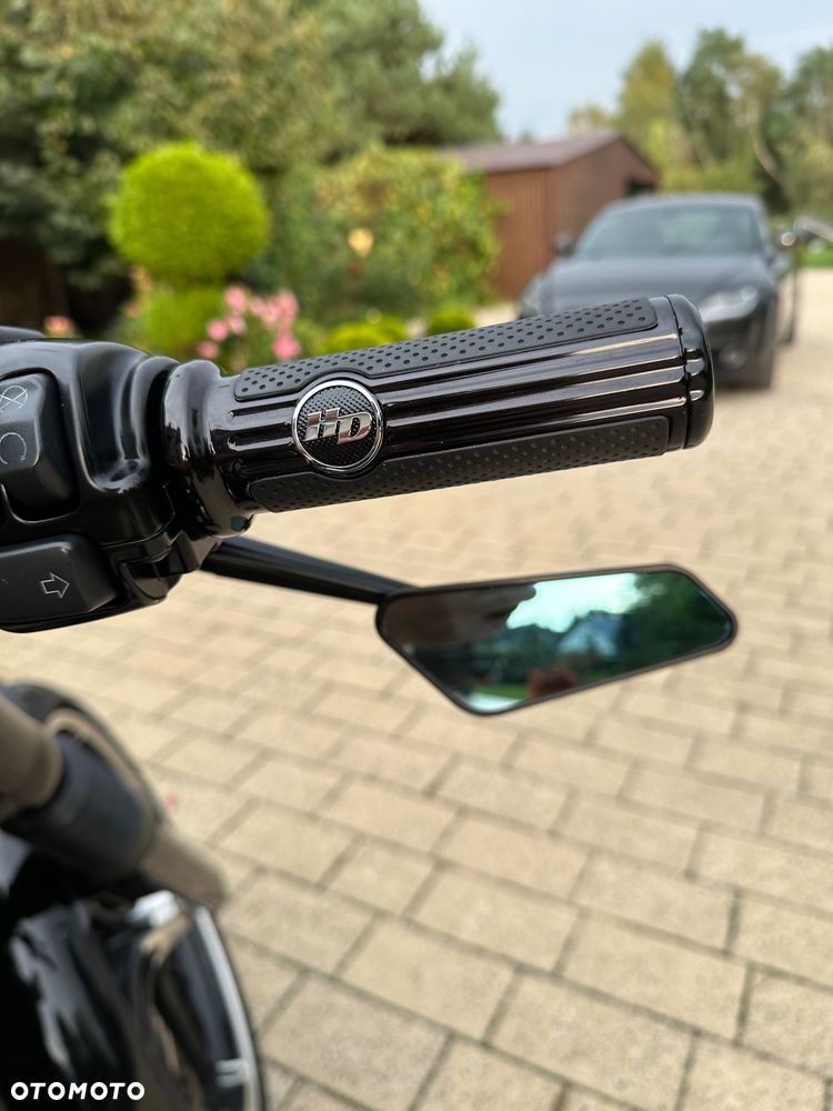 Harley-Davidson Softail Breakout - 7