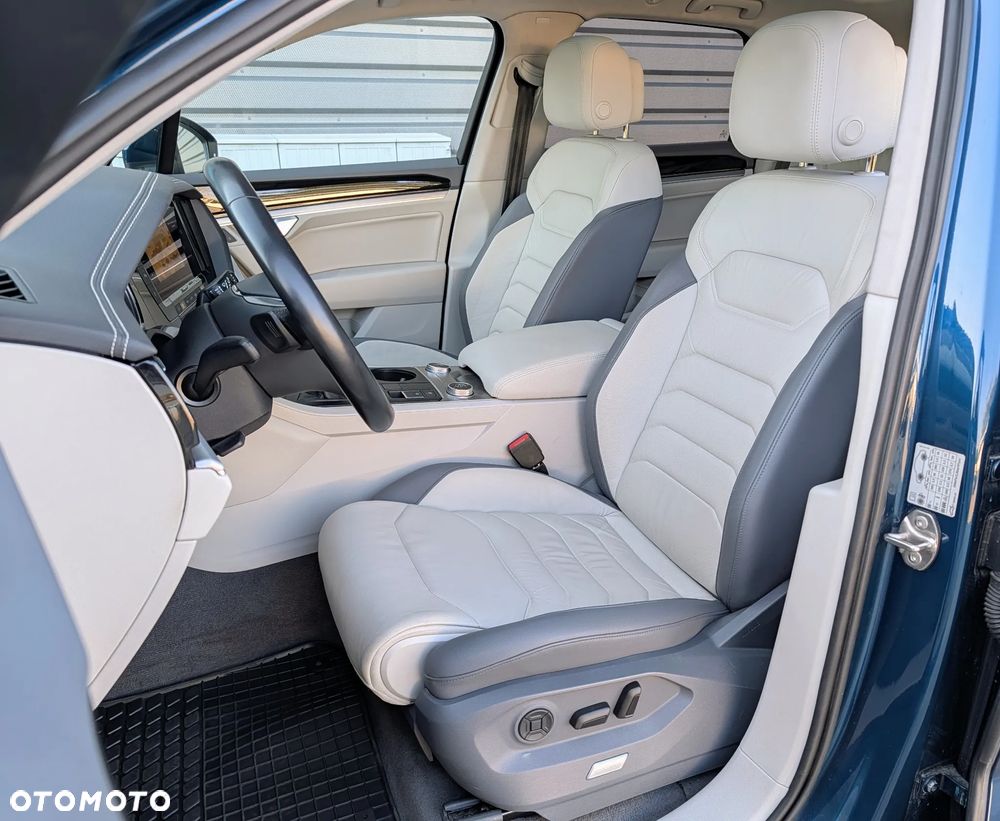 Volkswagen Touareg 3.0 V6 TDI 4Motion DPF Automatik R-Line - 6