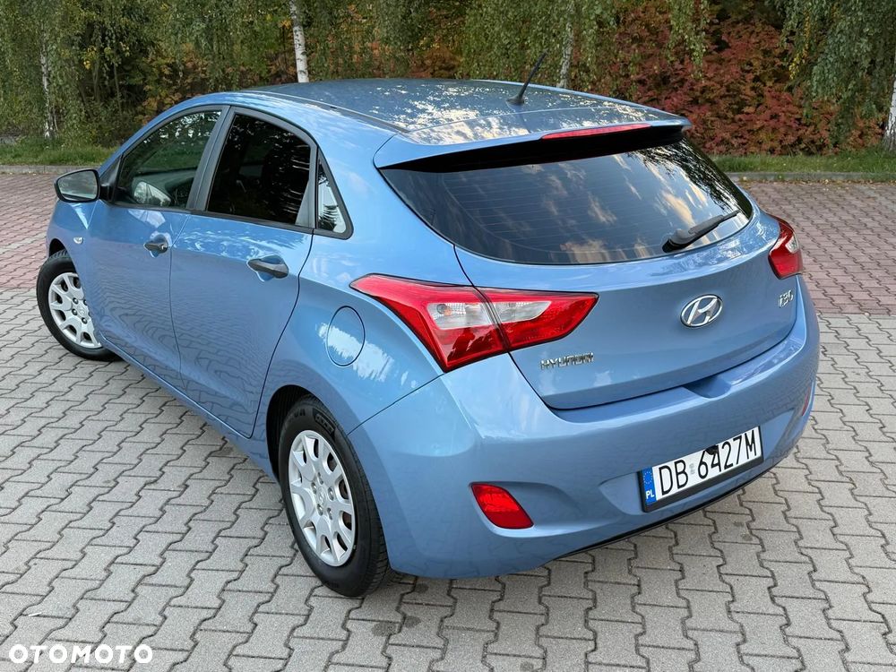 Hyundai i30 i30cw 1.4 Trend - 23