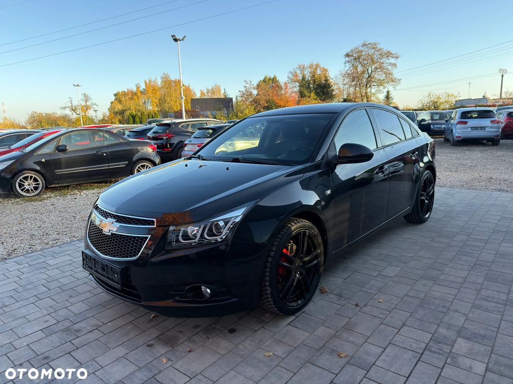 Chevrolet Cruze 1.8 LTZ+ - 11