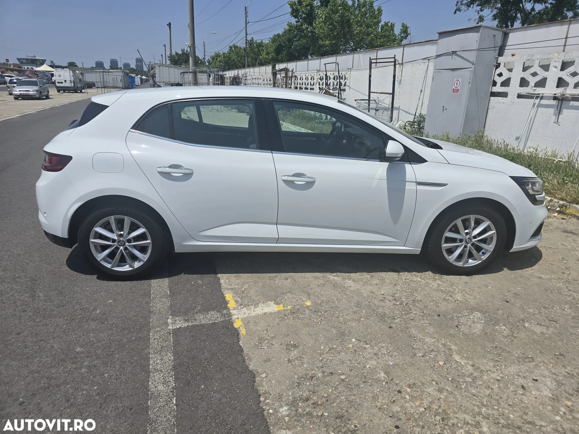 Renault Megane ENERGY TCe 130 INTENS - 40