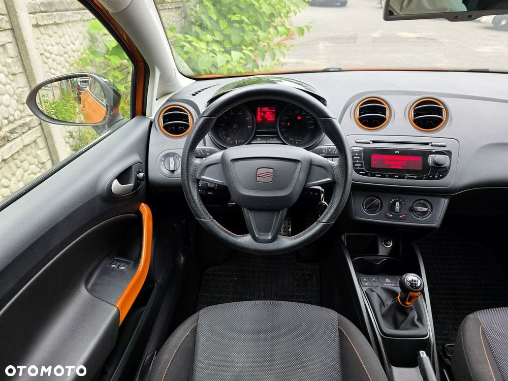 Seat Ibiza SC 1.6 16V Sport - 14