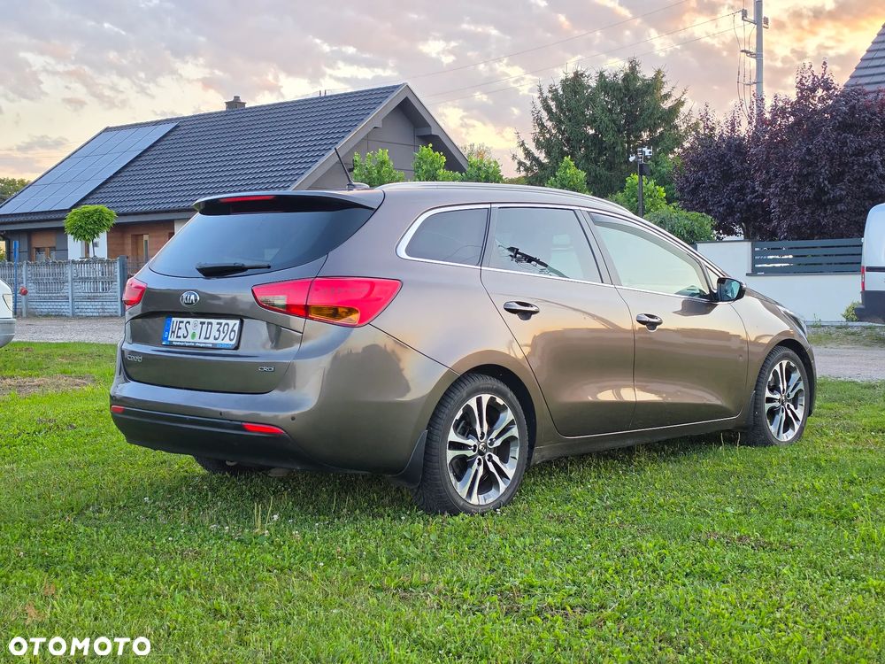 Kia Ceed 1.6 CRDi 128 Platinum Edition - 7