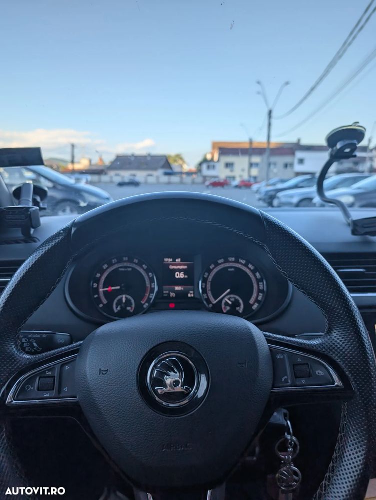 Skoda Octavia 2.0 TDI RS - 14