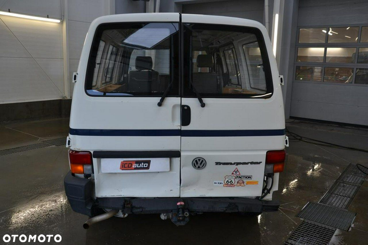Volkswagen Transporter - 7