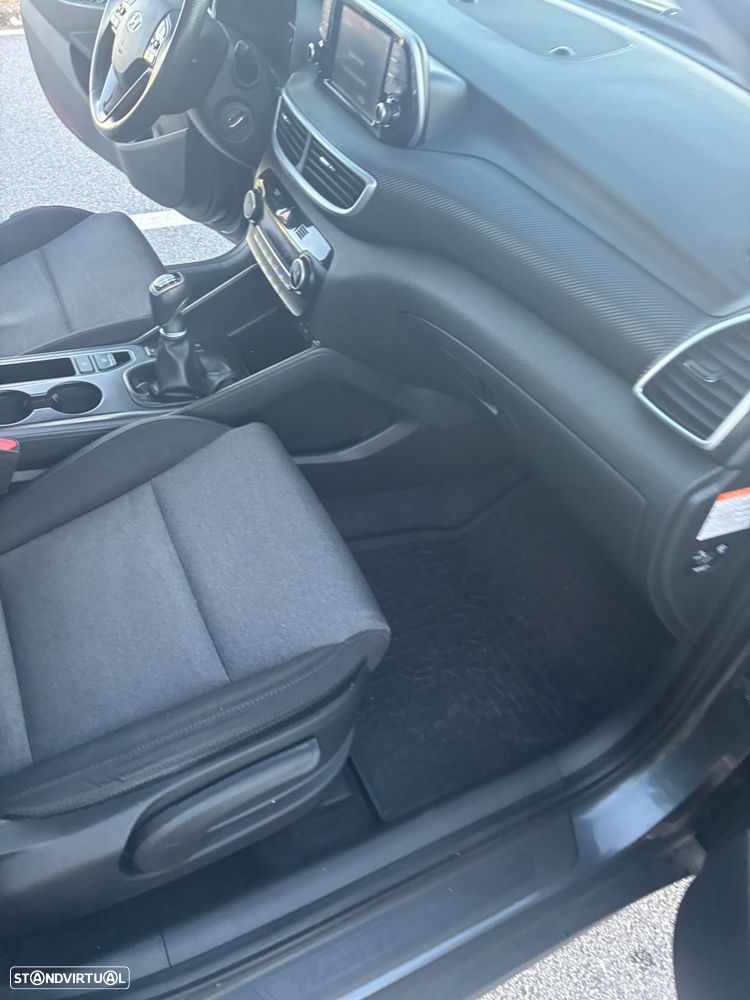Hyundai Tucson - 25