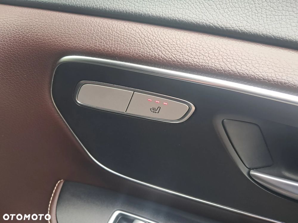 Mercedes-Benz Klasa V 250 (BlueTEC) d Avantgarde 7G-Tronic (ekstra d³) - 12