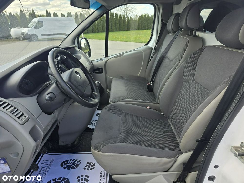 Opel Vivaro - 14