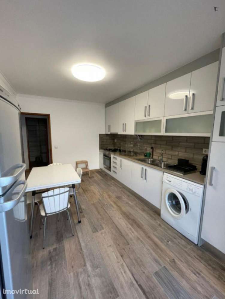 Quarto - localizado em Santarem - Grande imagem: 2/4