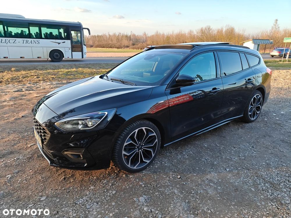 Ford Focus 1.5 EcoBlue Start-Stopp-System ST-LINE - 2