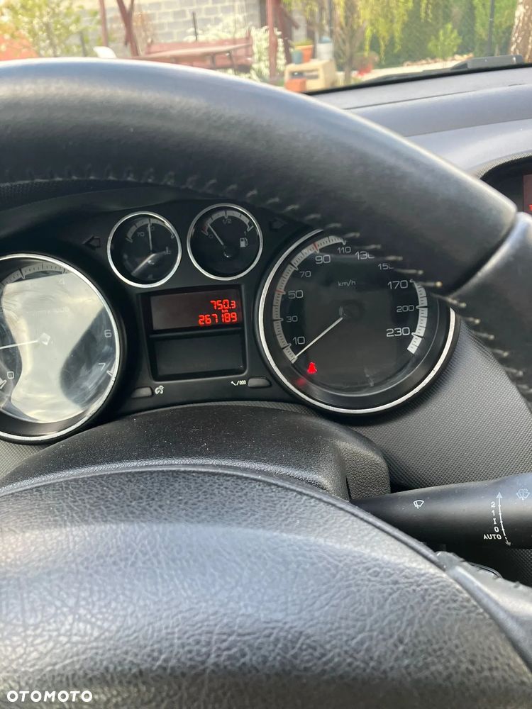 Peugeot 308 1.6 Trendy - 10