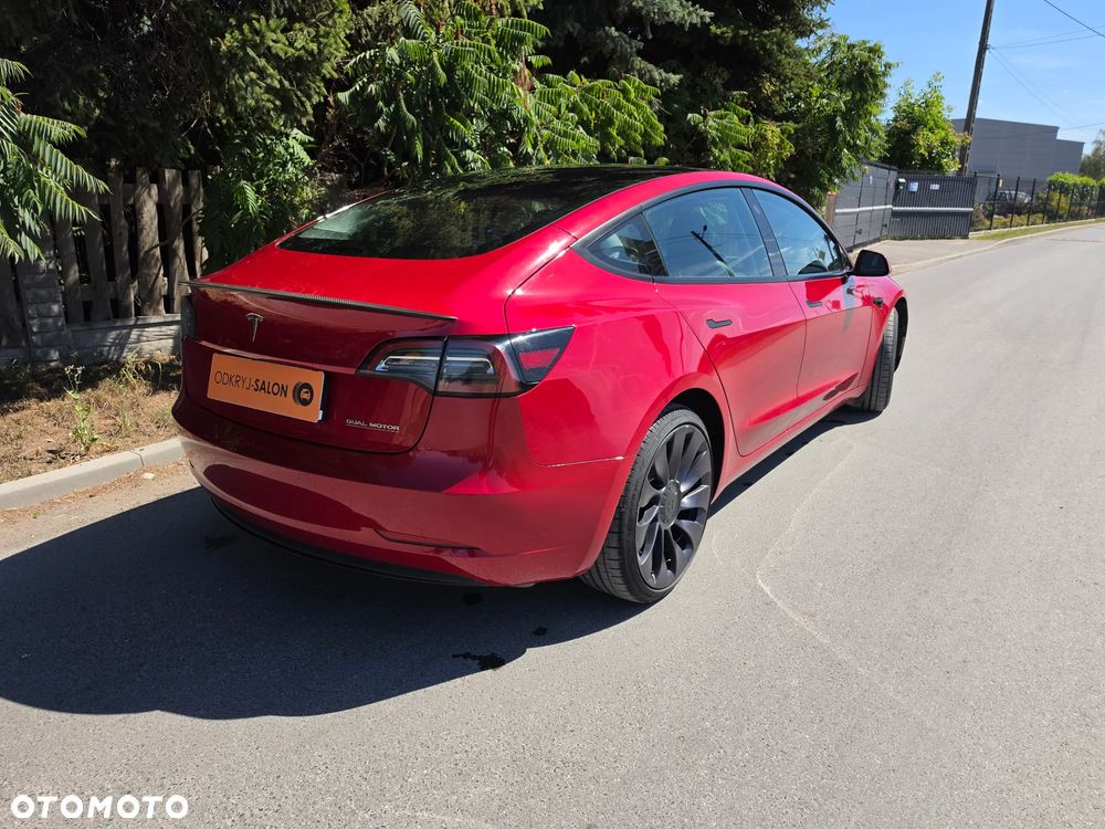 Tesla Model 3 - 10