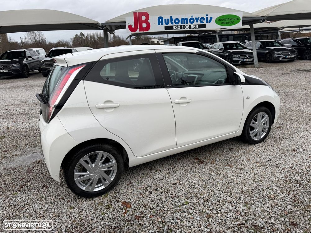 Toyota Aygo 1.0 X-Play+AC+X-Touch - 6