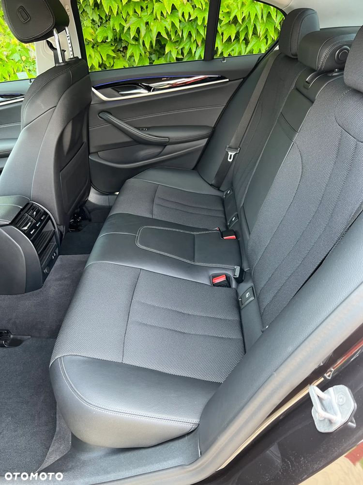 BMW Seria 5 - 12