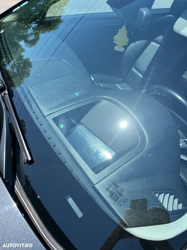 BMW Seria 5 525d xDrive Sport-Aut. - 24
