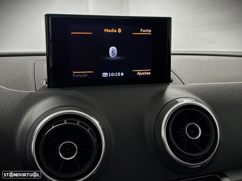 Audi A3 1.6 TDI S-line - 24